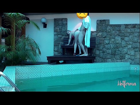 ❤️ Inaanyayahan ni Boss ang kasambahay sa pool, ngunit hindi napigilan ang init Porno sa tl.psi-mass.ru ☑